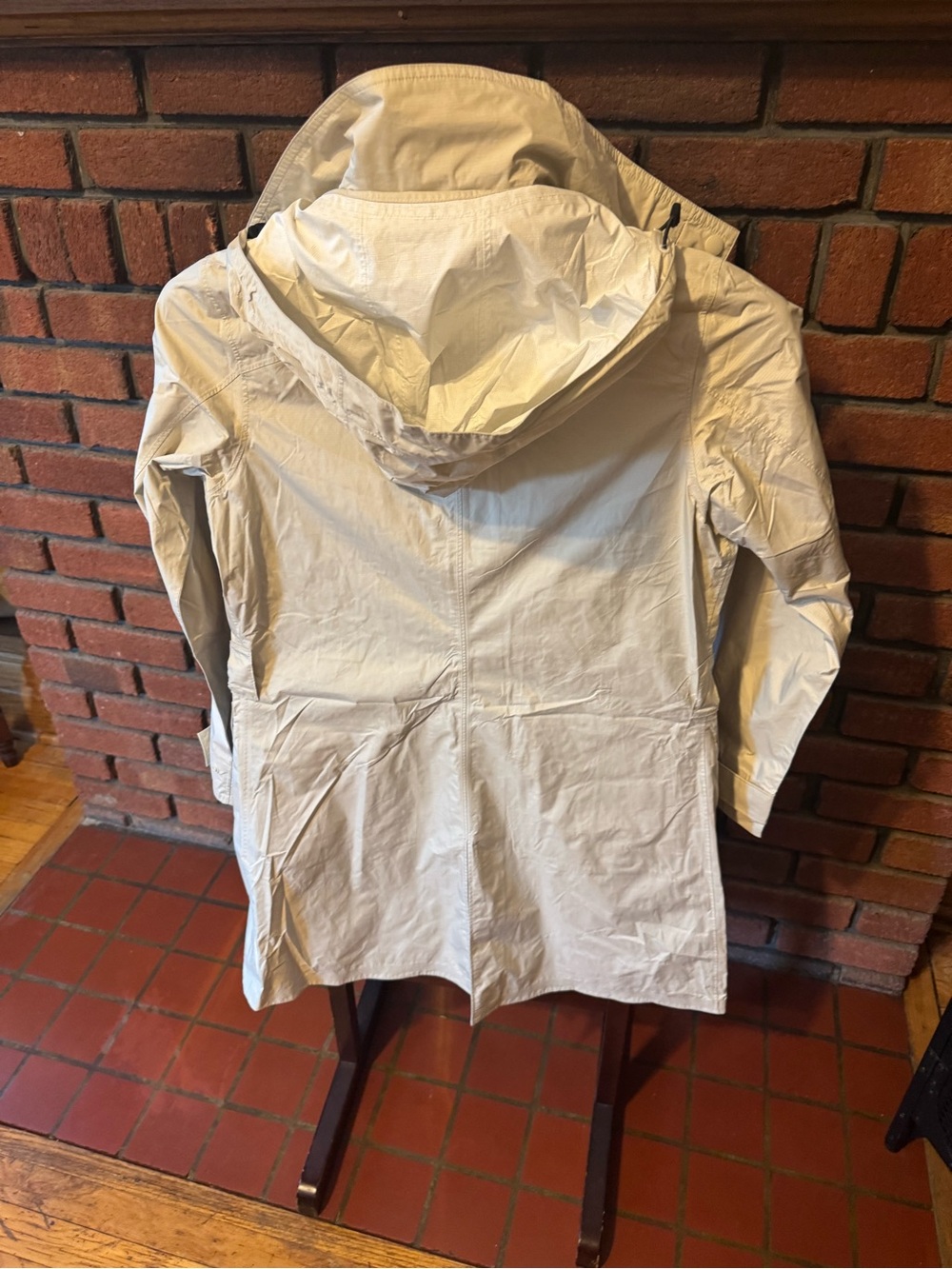 Patagonia Cream Hooded trench rain  Coat used once size S women - Picture 9 of 14